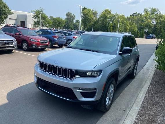 JEEP GRAND CHEROKEE 2024 1C4RJHBG4RC683281 image